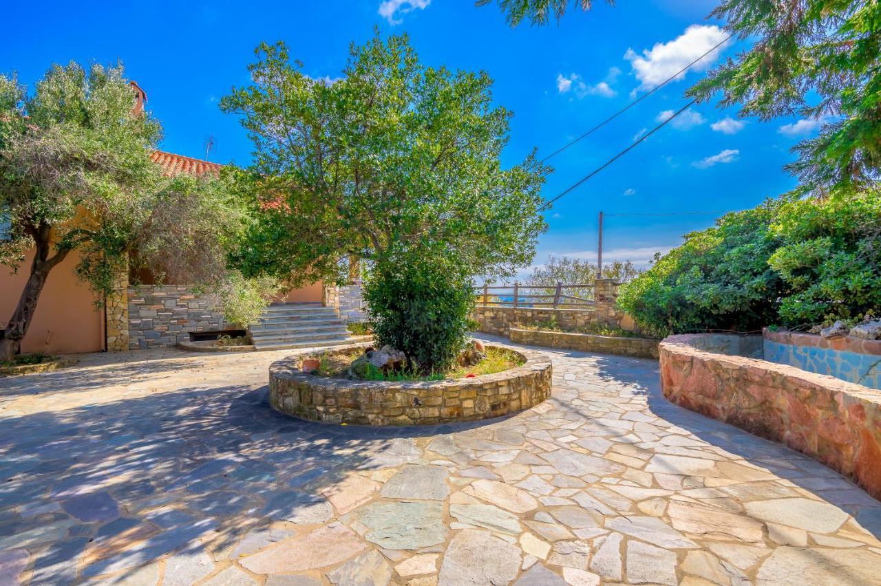 Luxurious Villa With Gorgeous View And Bbq Alejandrópolis Exterior foto