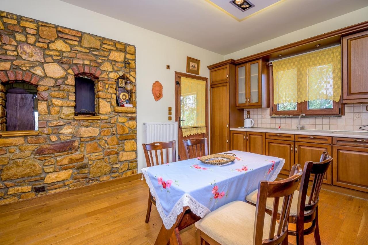 Luxurious Villa With Gorgeous View And Bbq Alejandrópolis Exterior foto